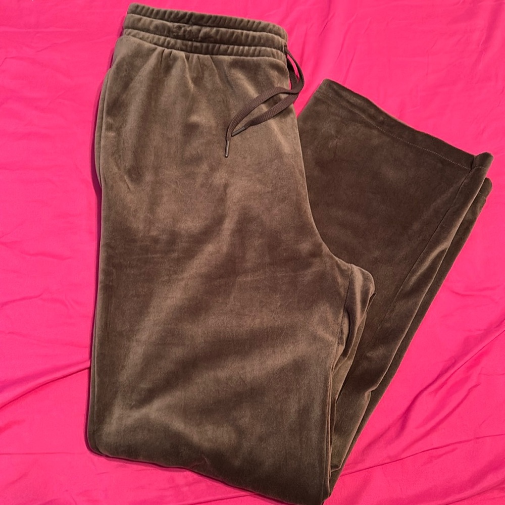BROWN VELOUR PANTS